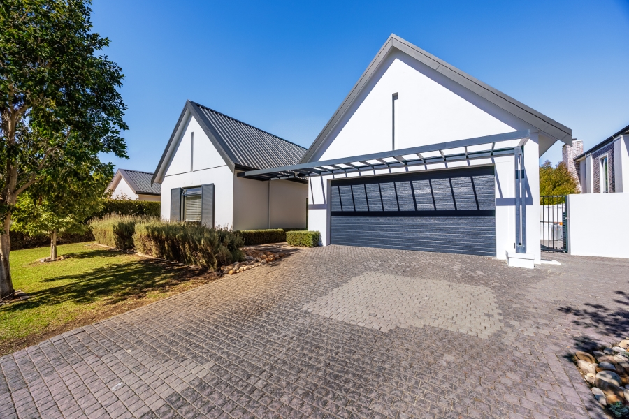4 Bedroom Property for Sale in Val De Vie Estate Western Cape